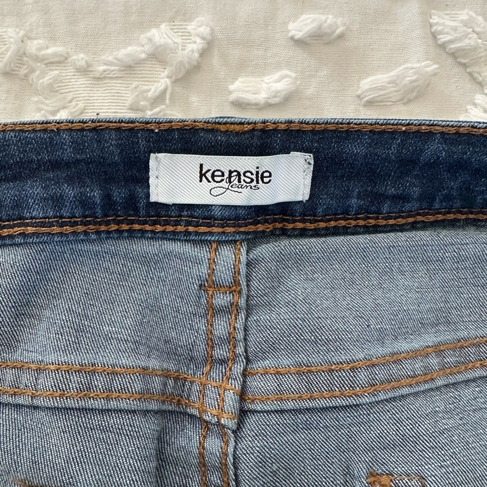 Kensie Dark Wash Skinny Jeans